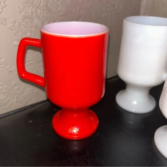 Colorful Mug Set vintage set of 5 milk glass pedestal cups - Picture 2 of 8